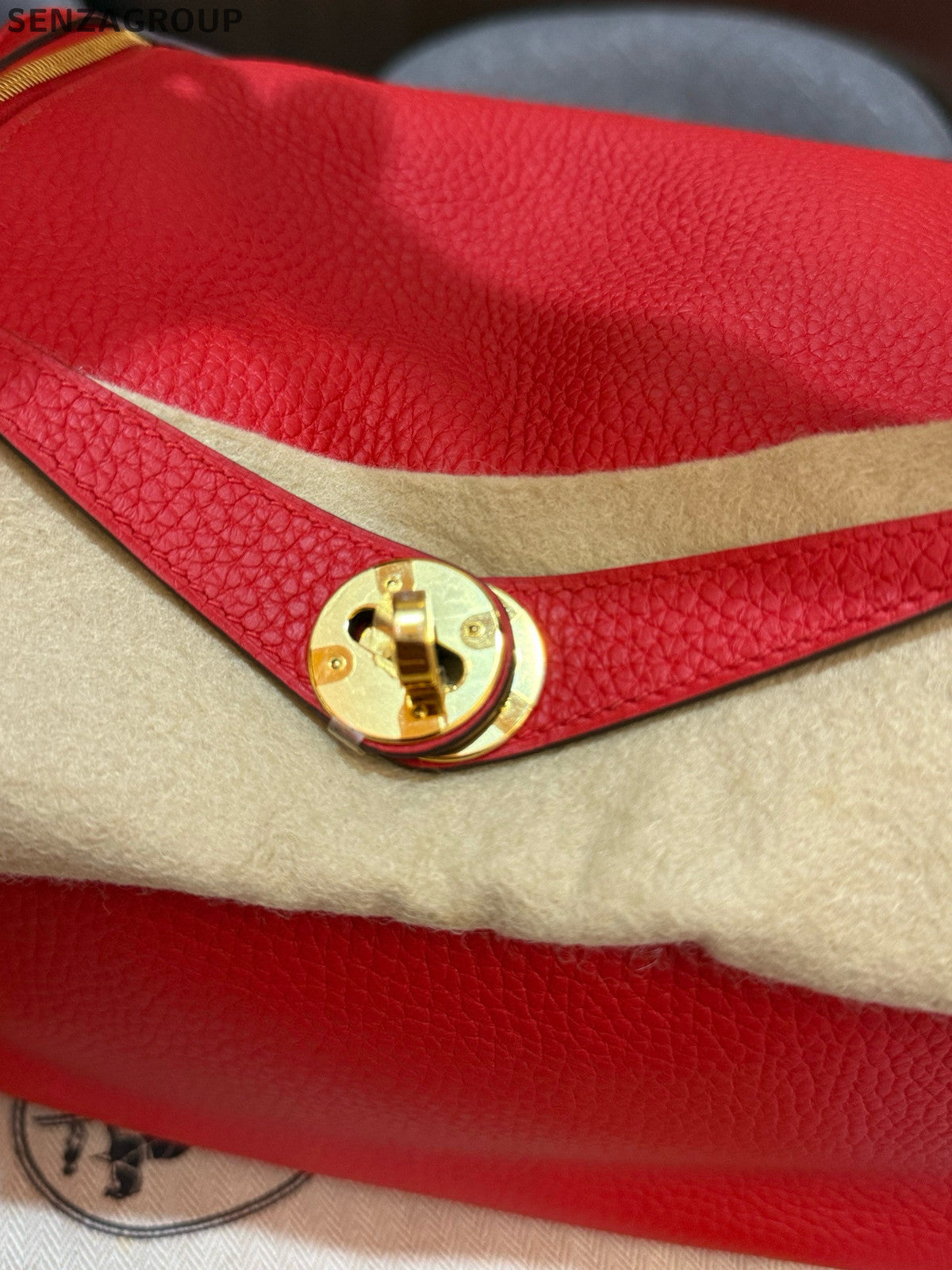 Hermès Lindy 26 Bag Red Gold Hardware Shoulder Tote Classic Women