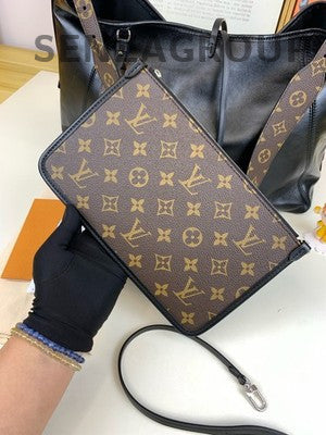 Louis Vuitton Carryall Vibe Shoulder Crossbody Bag Medium Size