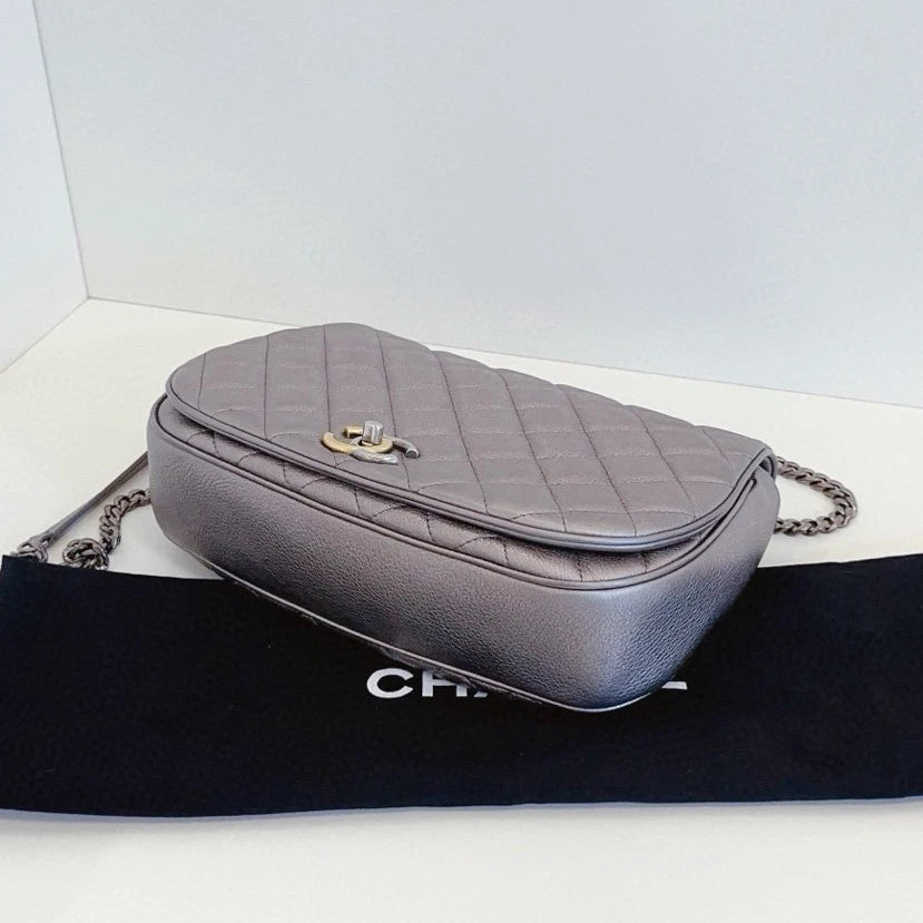 Chanel Diamond Saddle Chain Shoulder Crossbody Silver Women Classic