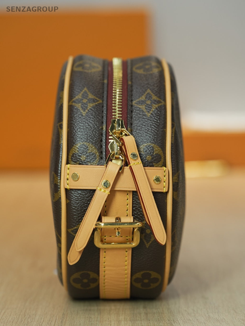 Louis Vuitton M45578 BOITE CHAPEAU SOUPLE CHIP VERSION