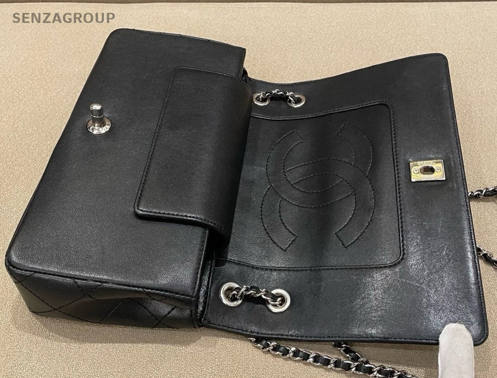 Chanel Classic Flap PM Chain Shoulder Bag Crossbody Black Silver Women Fashion