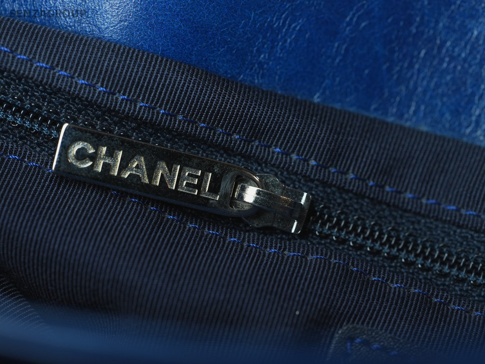 CHANEL Oil wax leather Sapphire blue Hobo Shoulder Bag Crossboy