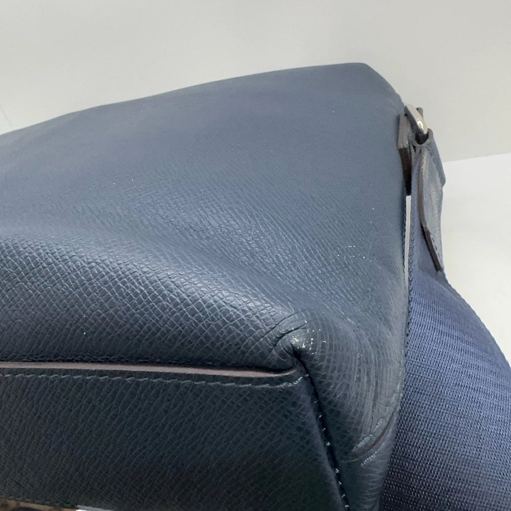 Louis Vuitton Blue Calfskin Messenger Shoulder Crossbody Bag For Women