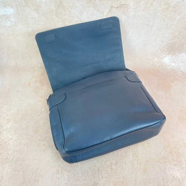 Louis Vuitton Blue Grainy Leather Crossbody Messenger Bag For Women