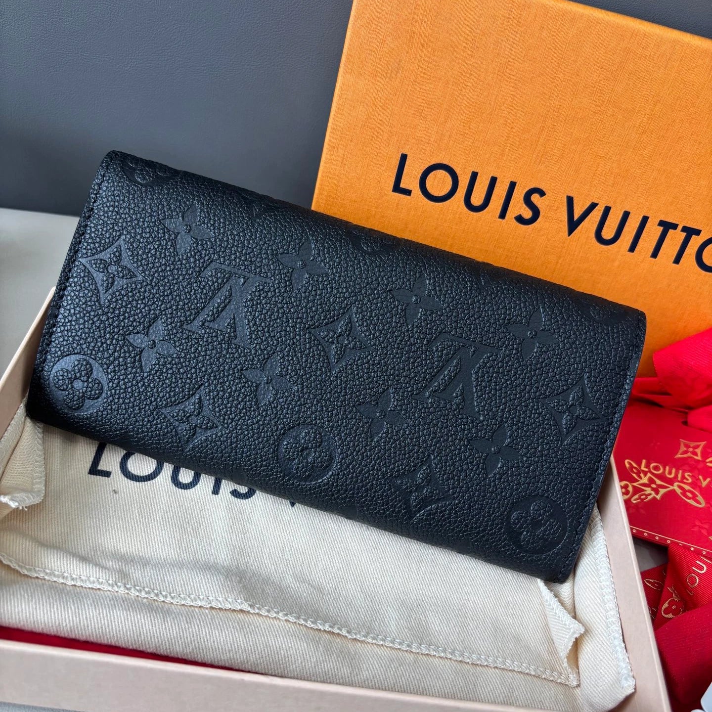 Excellent Louis Vuitton Emilie Wallet Calfskin Long Wallet Black Gold Hardware