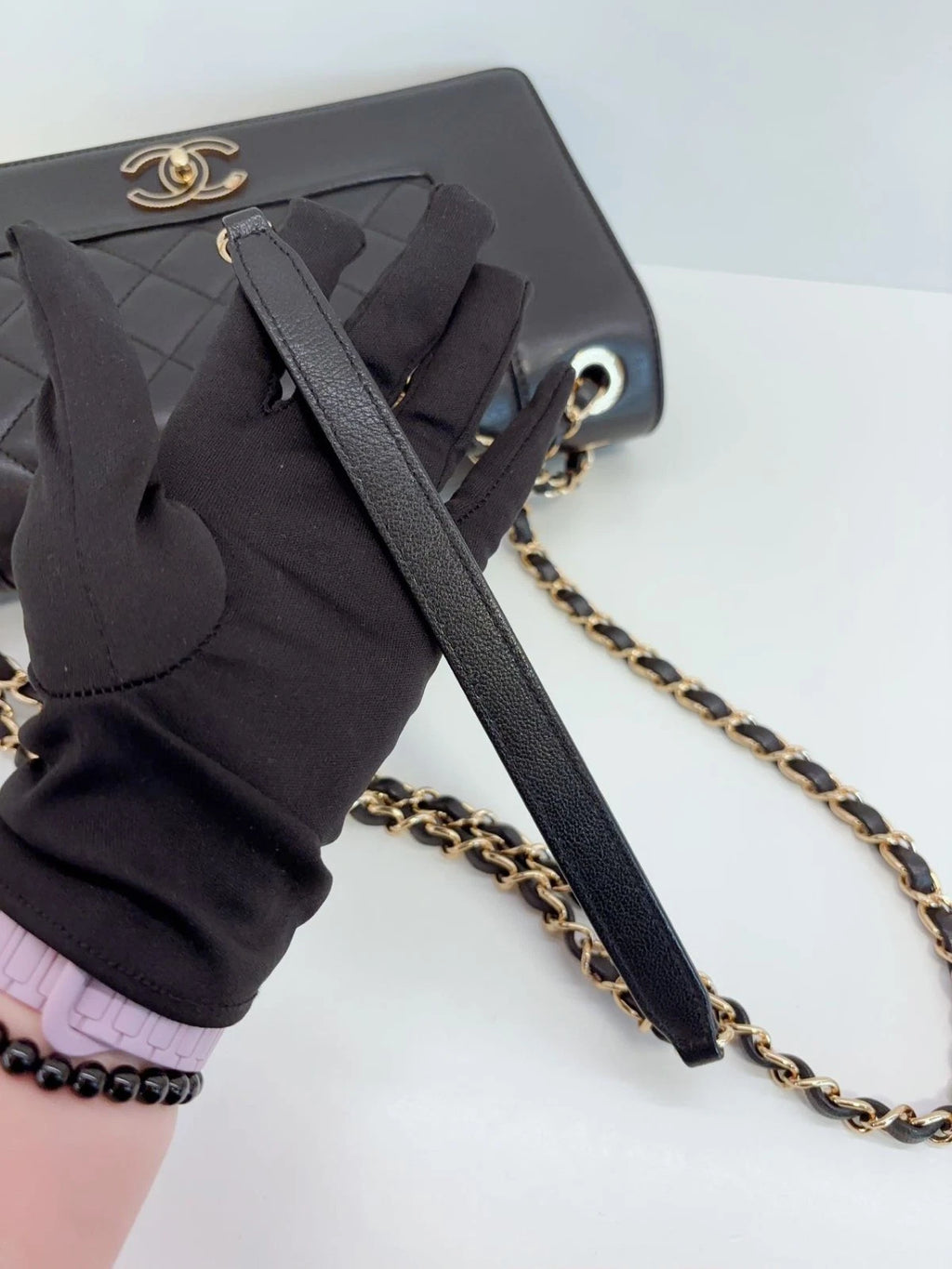 Chanel CC Logo Calfskin GM Chain Shoulder Bag Crossbody Black Gold Women Classic
