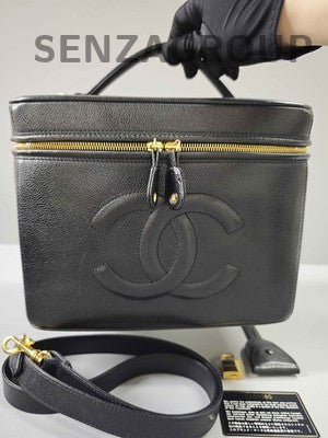 Vintage Chanel Black Gold Cosmetic Case Bag - Classic Women's Handbag