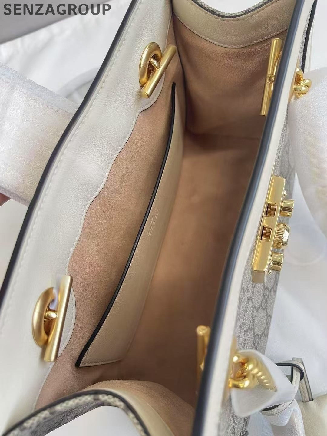 Gucci GG Marmont Padlock Shoulder Bag in White & Brown - Classic Women's Bag