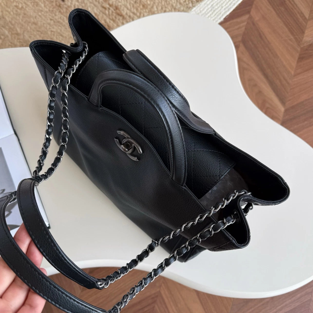 Chanel Diamond Tote Chain Top Handle Shoulder Bag Black Silver Women Classic