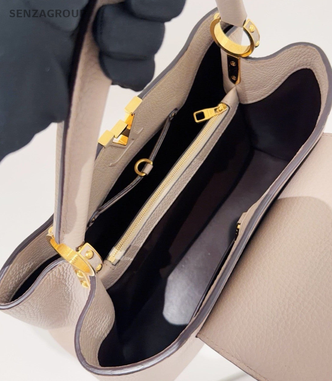 Louis Vuitton Capucines GM Top Handle Bag Gray Gold Used Women Classic Designer