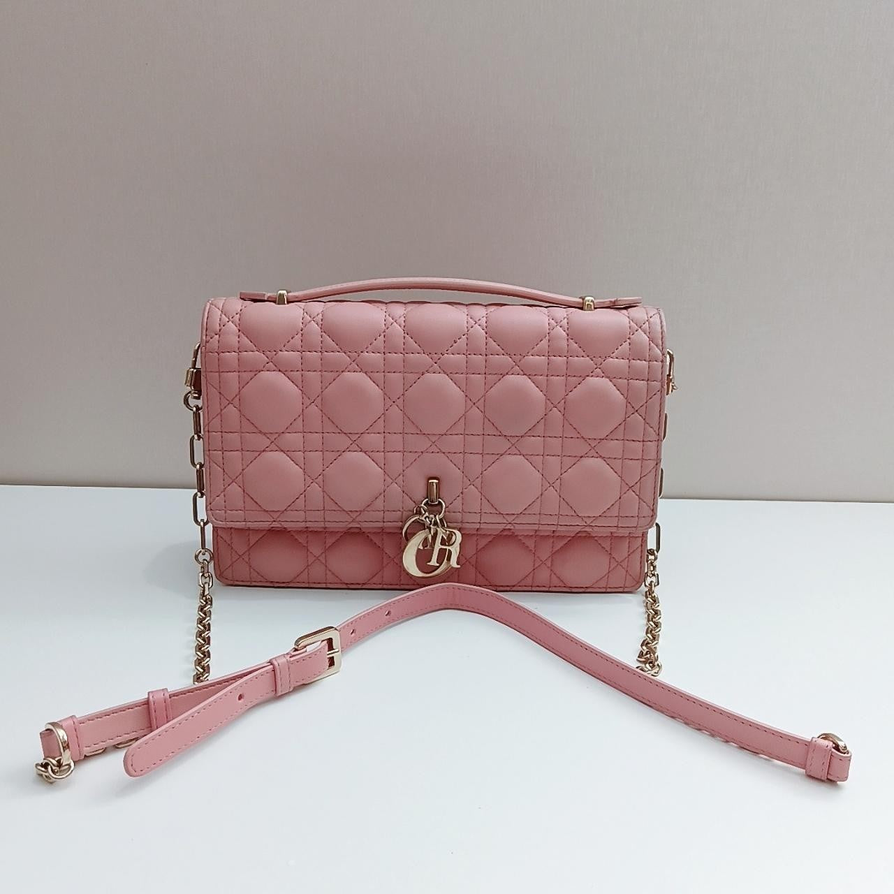 SJ0001  Dior leather top handle bag Miss Cannage stitching