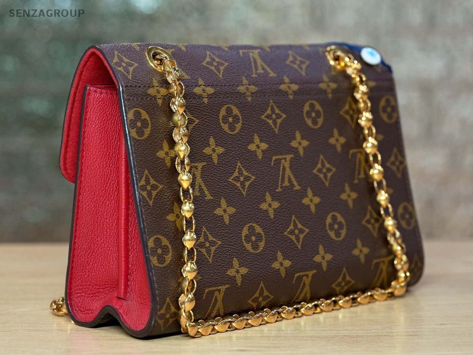 Louis Vuitton Monogram Victoire Red Canvas Shoulder bag Crossbody