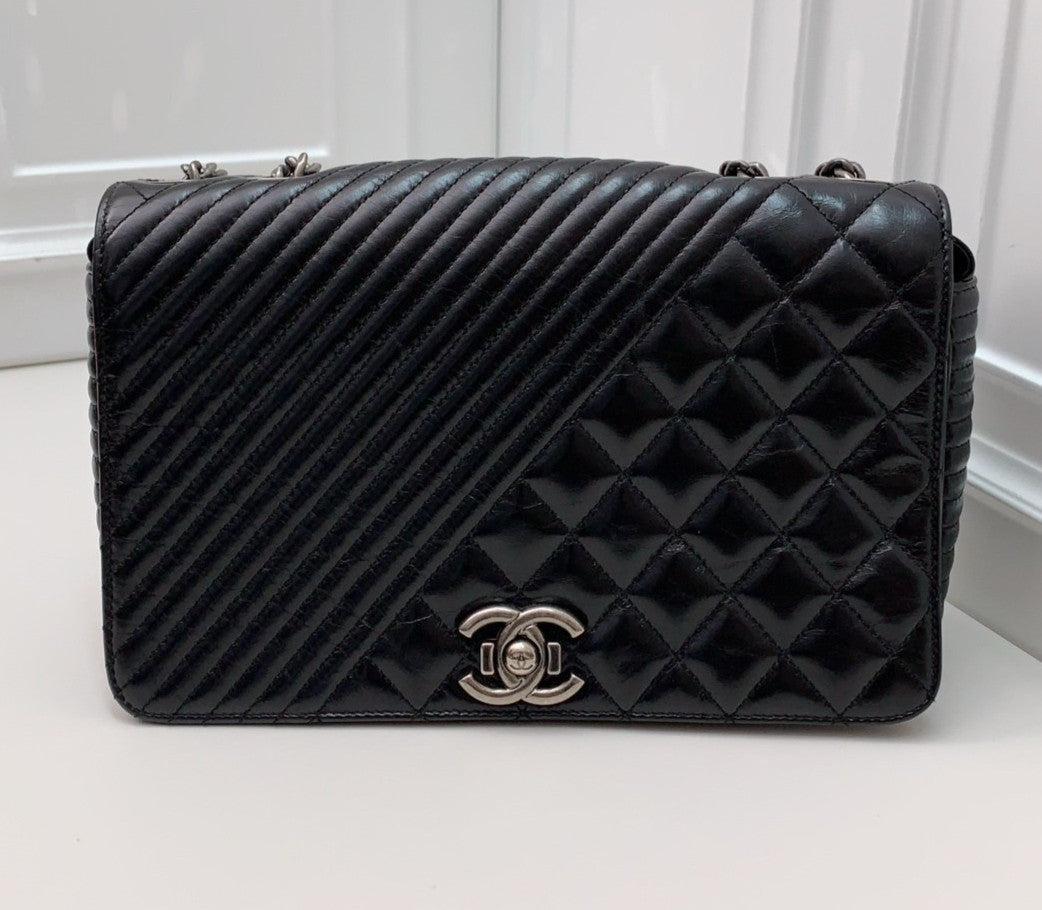 CHANEL CC Calfskin Vintage Chain Shoulder bag Black Silver Women