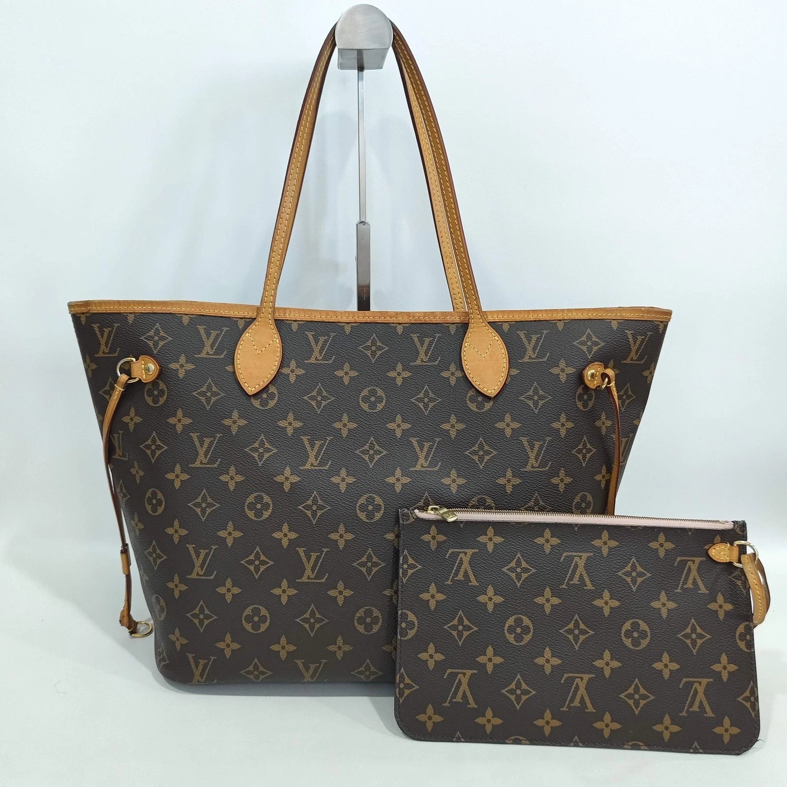 Louis Vuitton Medium Neverfull Tote Bag With Pouch For Women