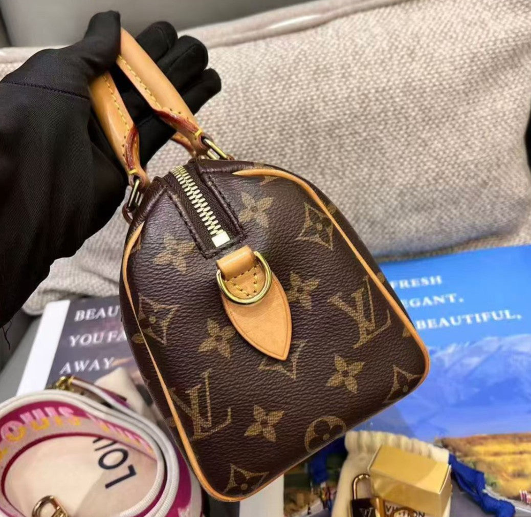 Louis Vuitton Speedy20 Monogram Top Handle Crossbody Brown Gold Women Classic