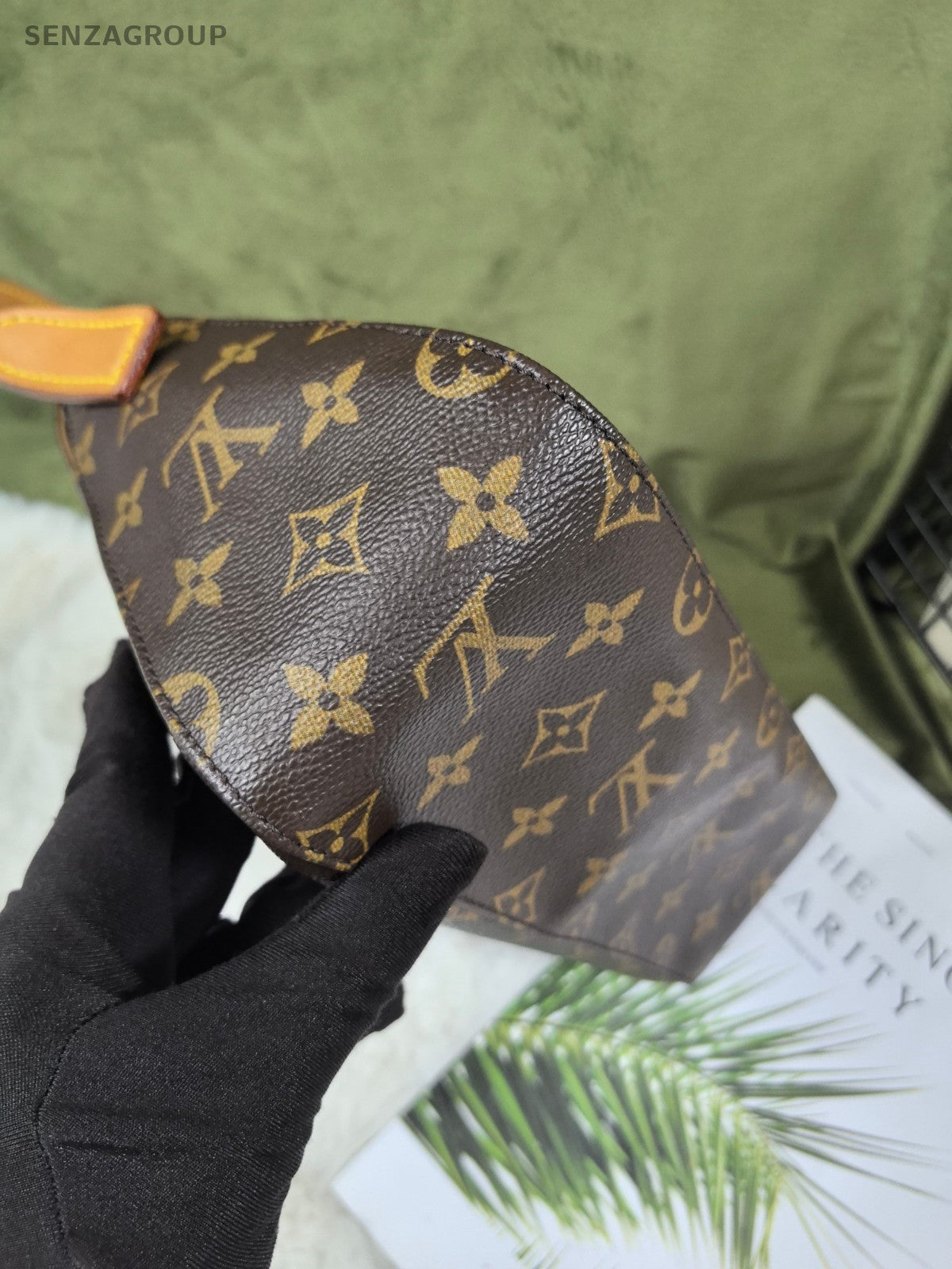 Louis Vuitton Looping PM Monogram Top Handle Shoulder bag Women Vintage Classic