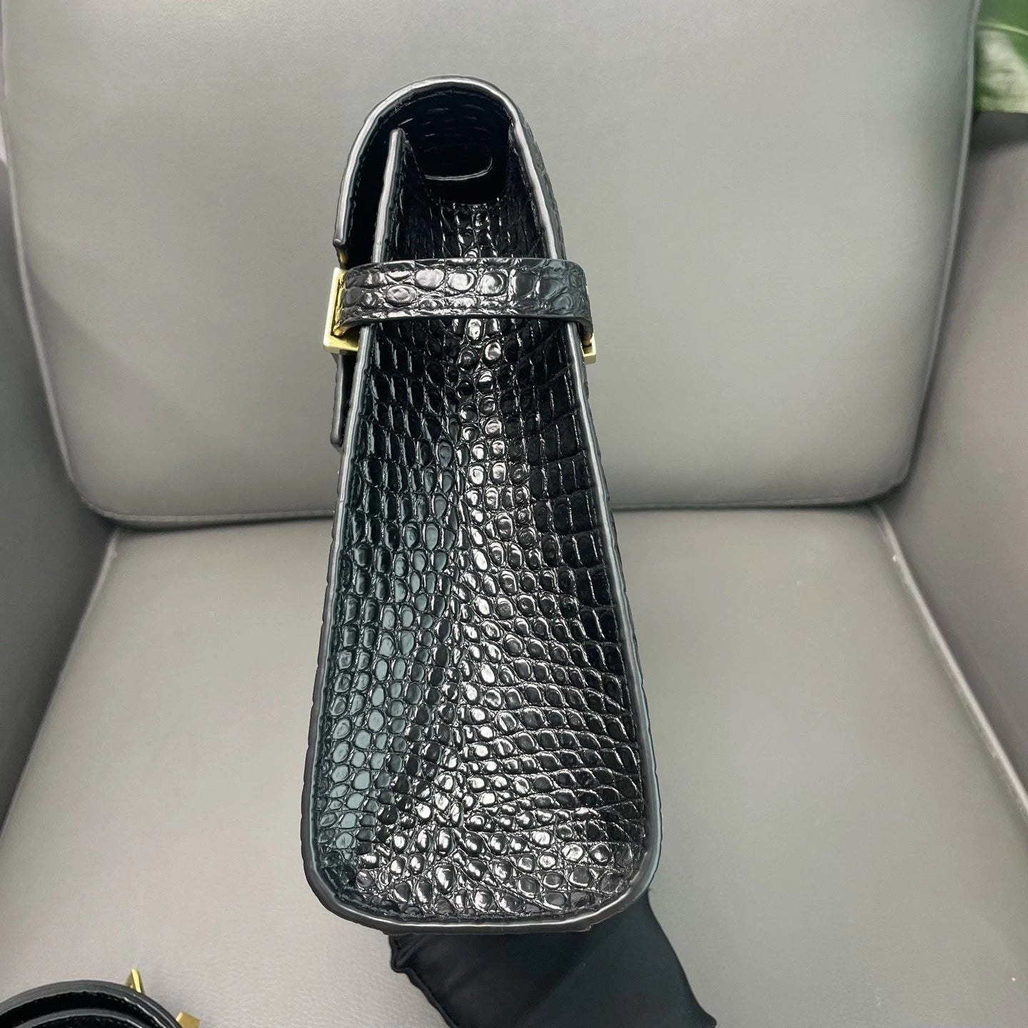 YSL Manhattan Black Crocodile Embossed Leather Bag For Women