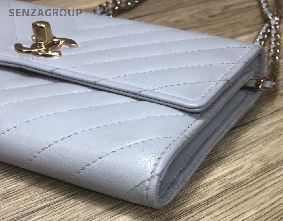 Chanel Trendy CC WOC Chain Shoulder Bag Crossbody Gray Gold Used Women Classic