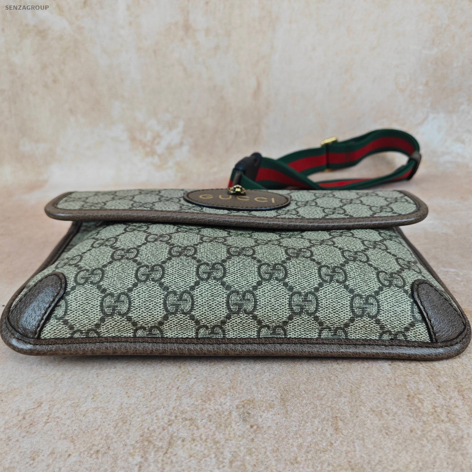 Gucci GG Supreme Brown Shoulder Crossbody Bag Gold Buckle Women Classic