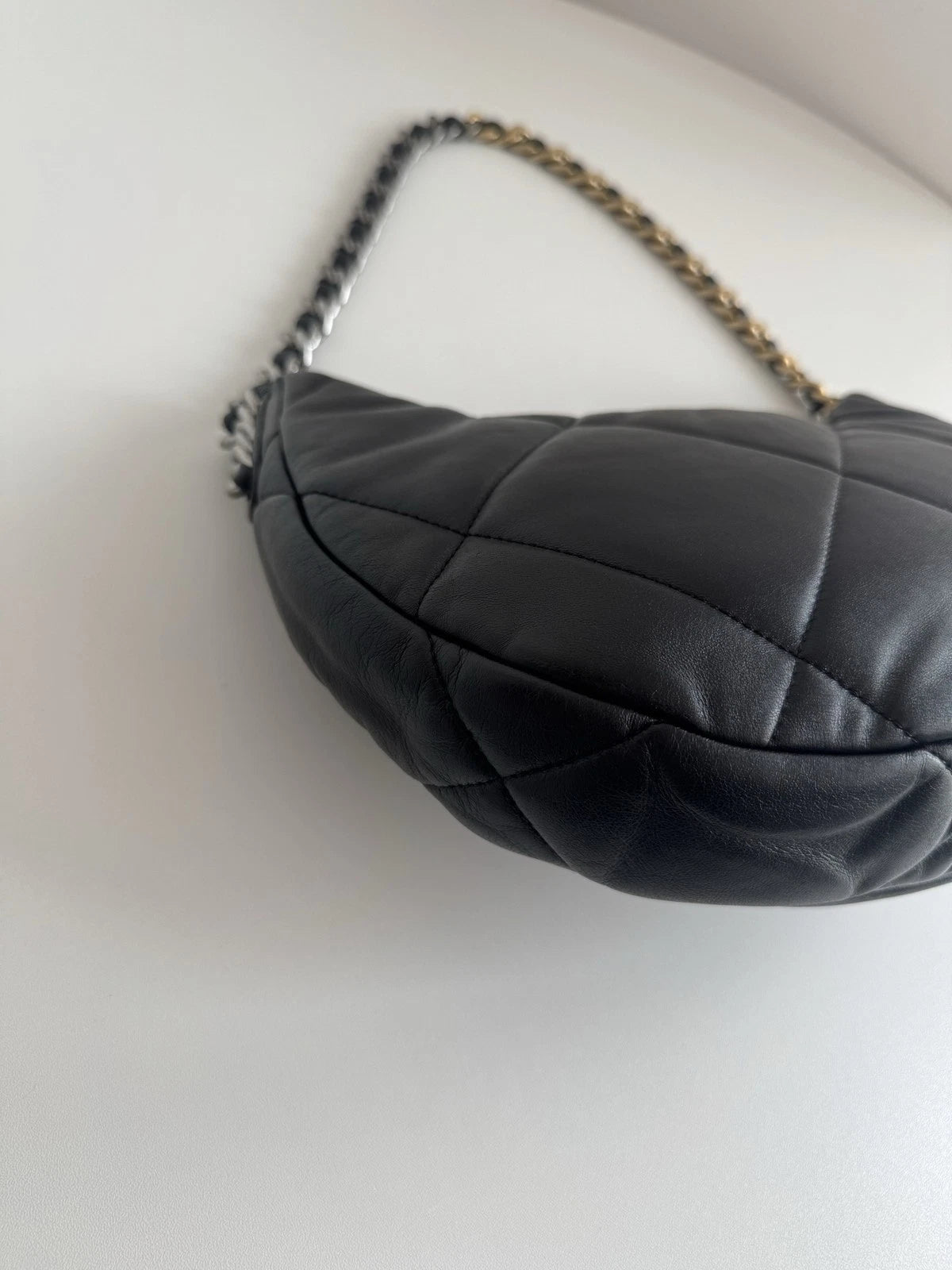 Chanel 19Bag Hobo Black Chain Handbag Shoulder Bag Gold Hardware Diamond