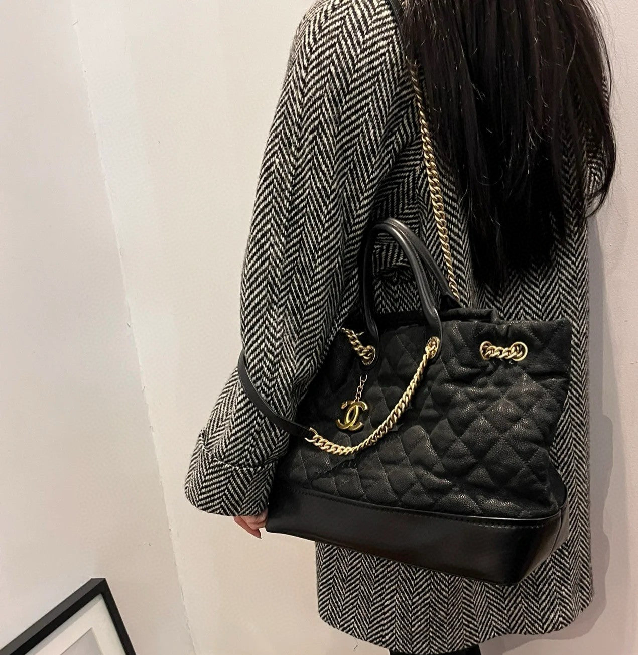 CHANEL Classis tote Calfskin Shoulder Handbag Chain Strap Black Gold WOMEN
