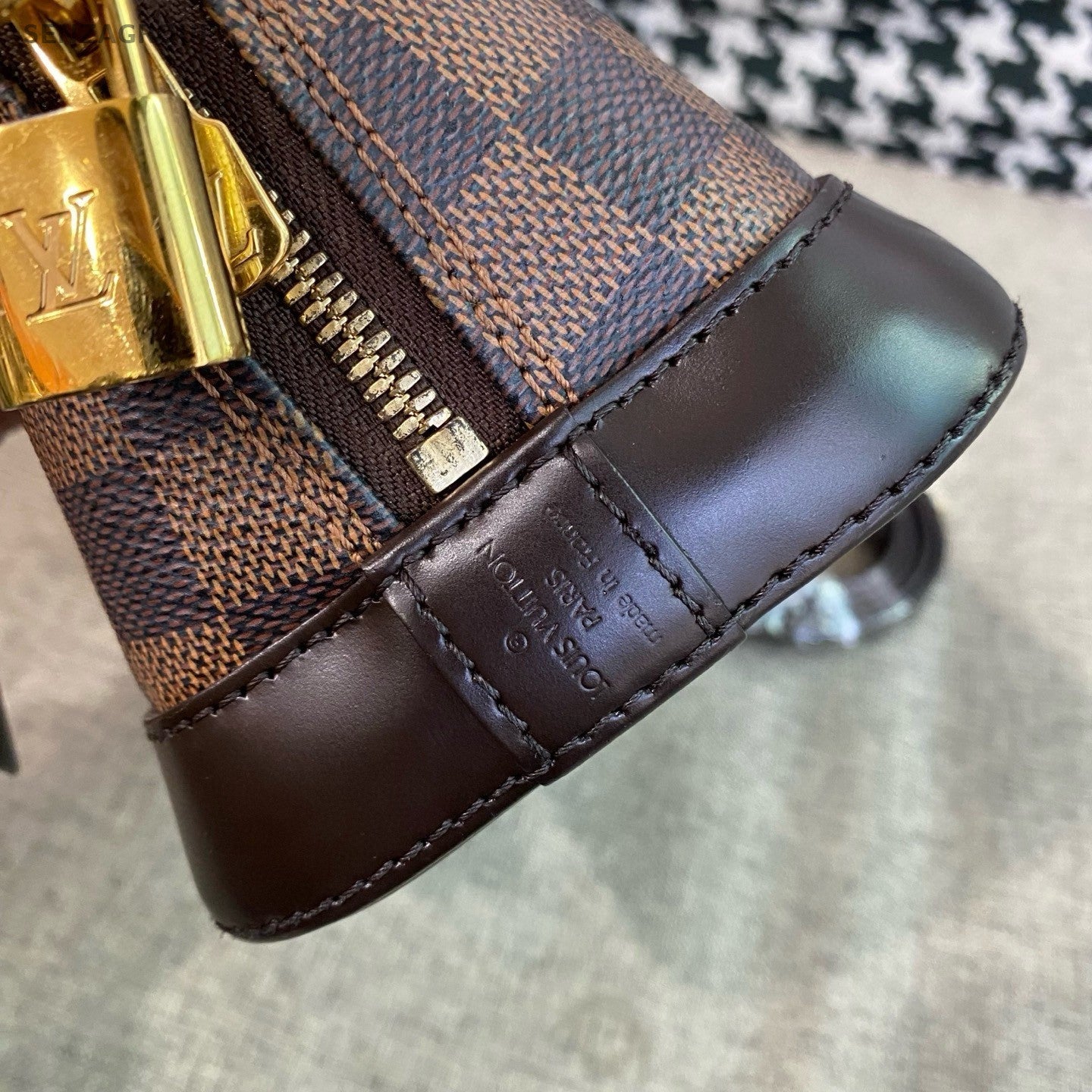 Louis Vuitton Alma BB Top Handle Bag Crossbody Brown Gold Women Classic