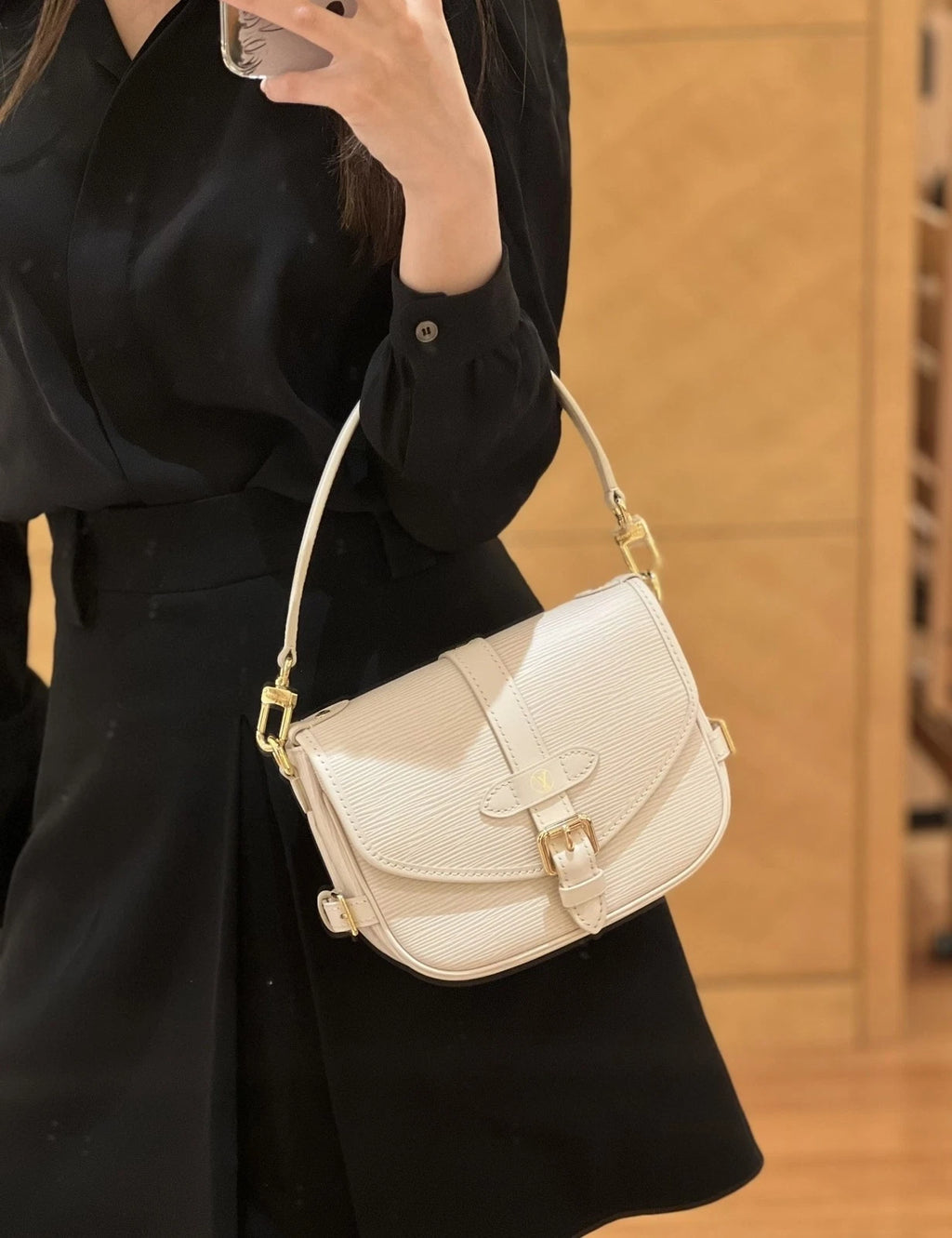 Louis Vuitton White Leather Saumur BB Crossbody Bag For Women