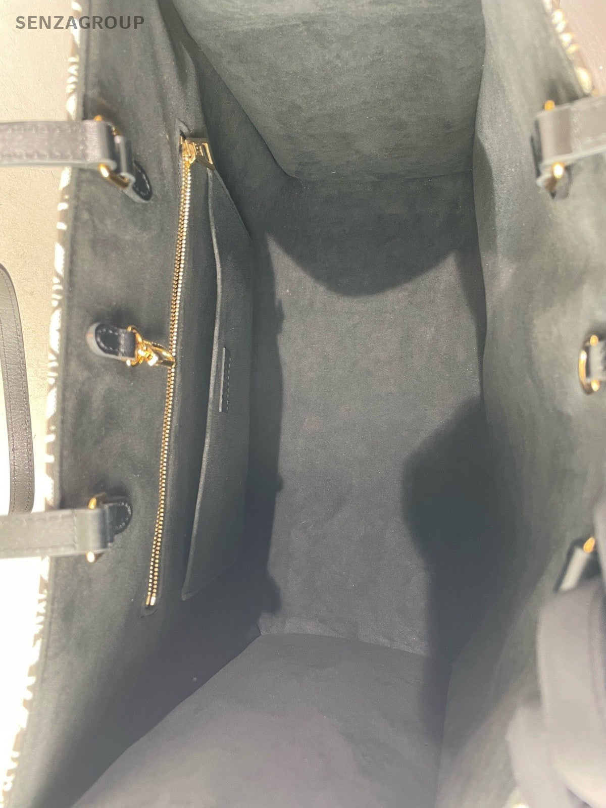 Louis Vuitton Onthego GM Tote Handbag Black Gold Used Women Classic