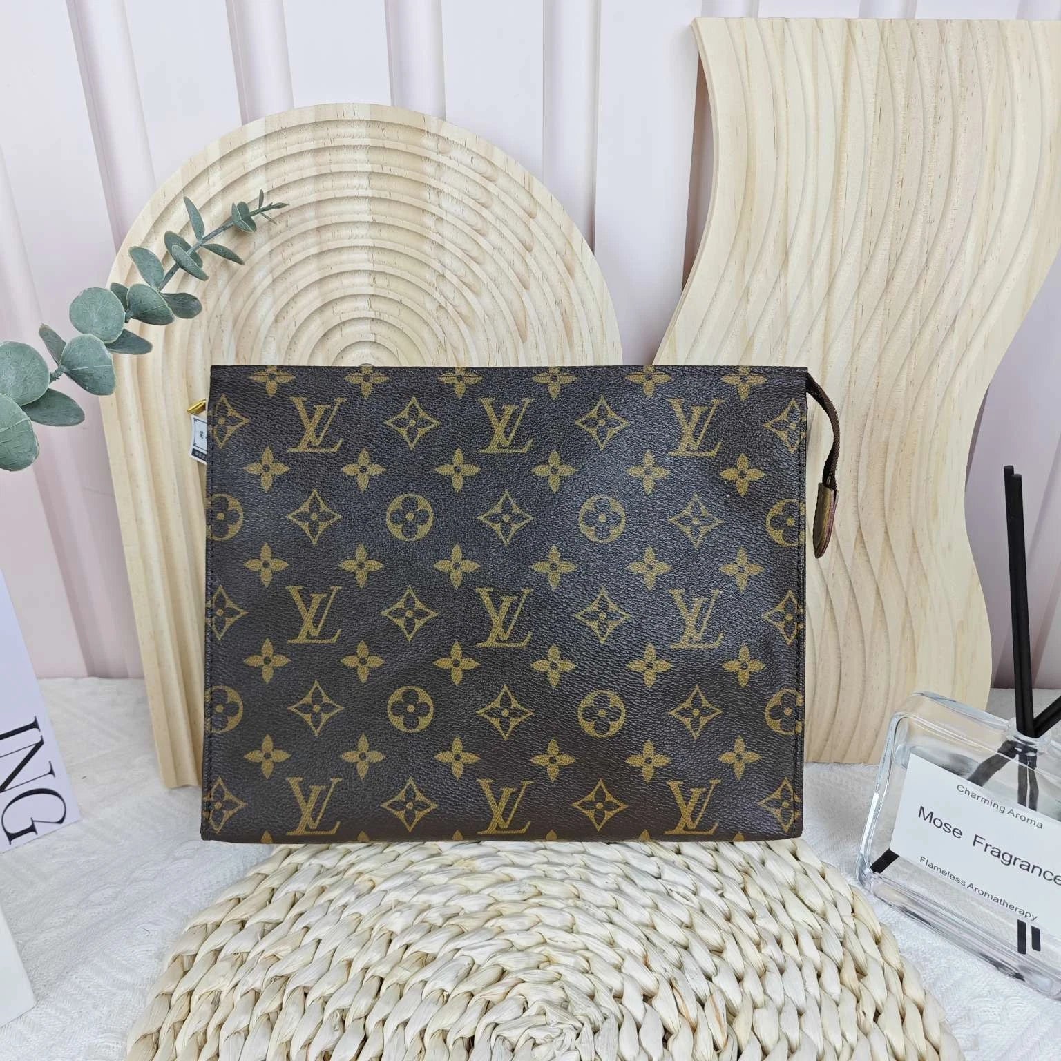 Louis Vuitton Monogram Canvas Toiletry Pouch Clutch For Women