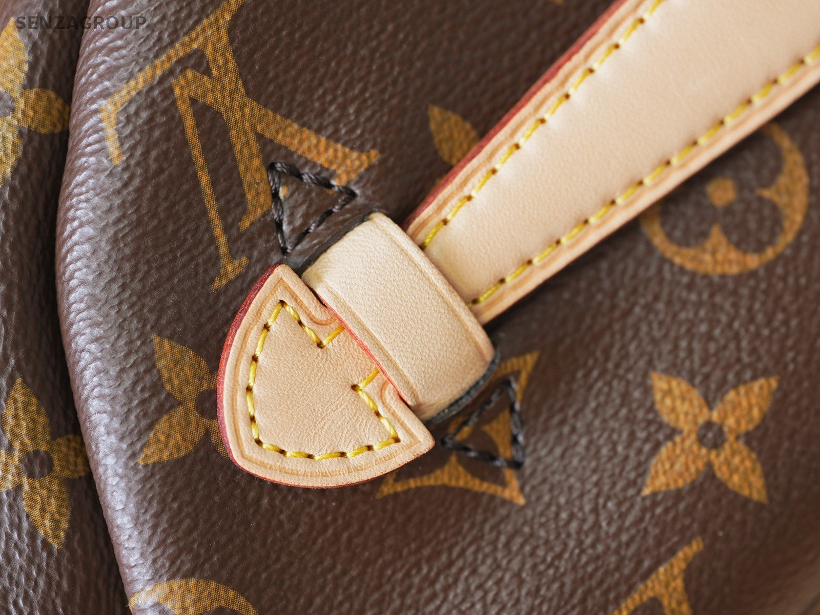 Louis Vuitton Monogram Bumbag Crossbody Canvas Shoulder bag Classic