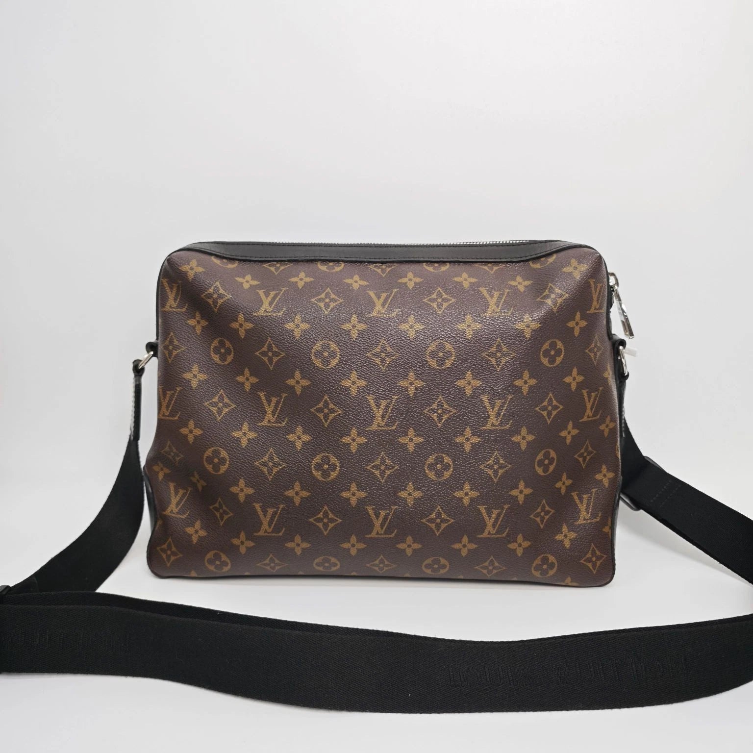Louis Vuitton Monogram Brown Leather Crossbody Briefcase For Women