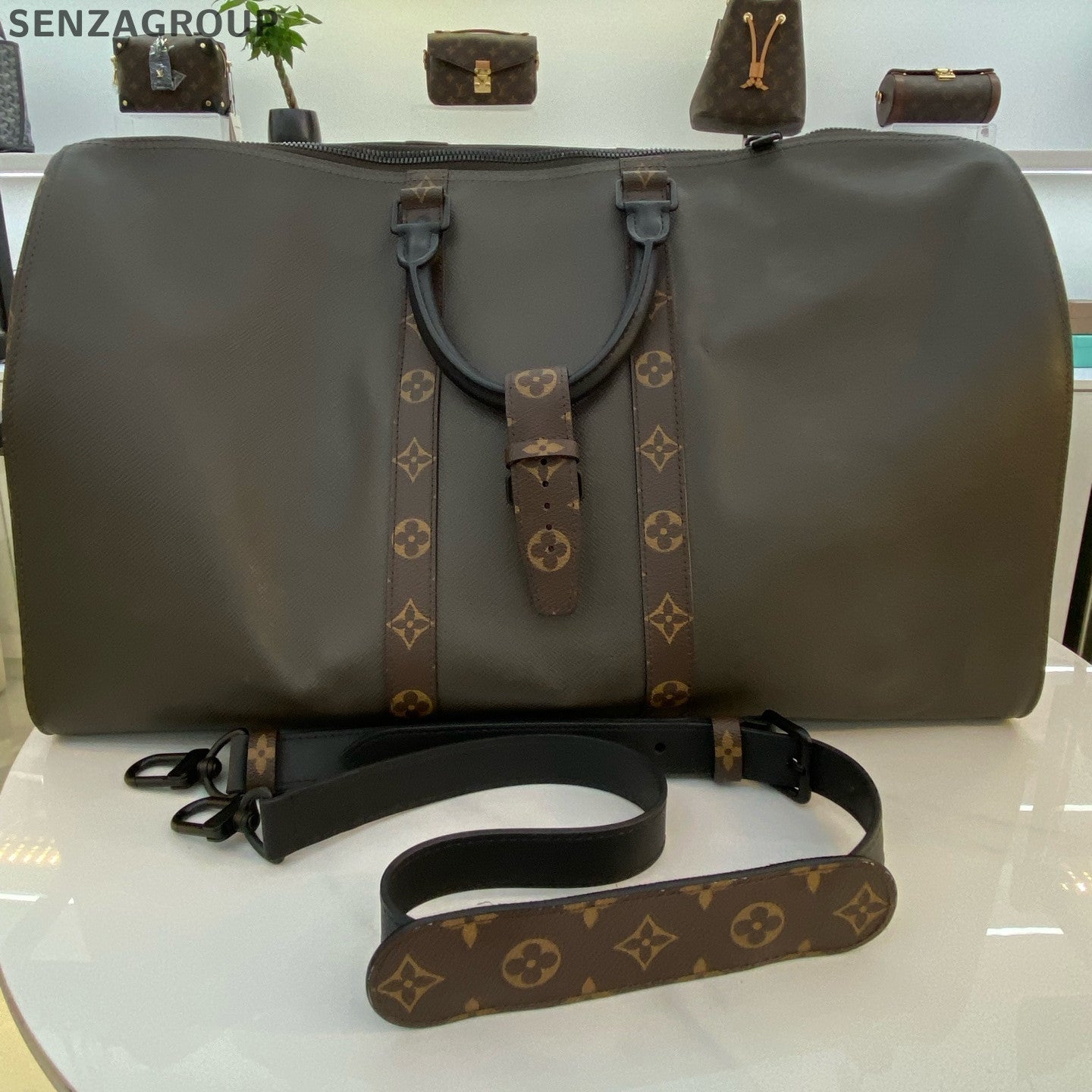 Louis Vuitton Brown Keepall 50 Travel Bag - Unisex Hand Carry & Shoulder Strap