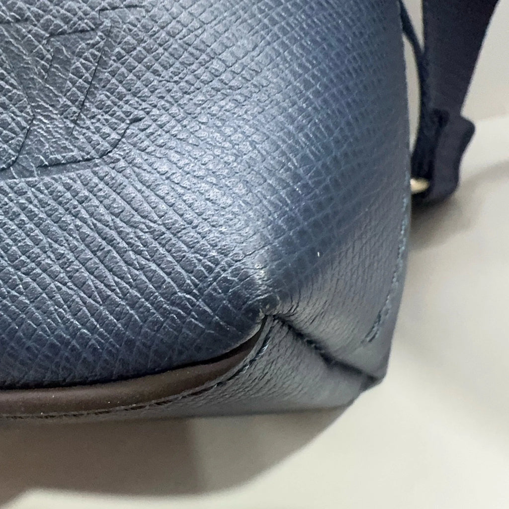 Louis Vuitton Solid Leather Flap Shoulder Crossbody Bag For Women