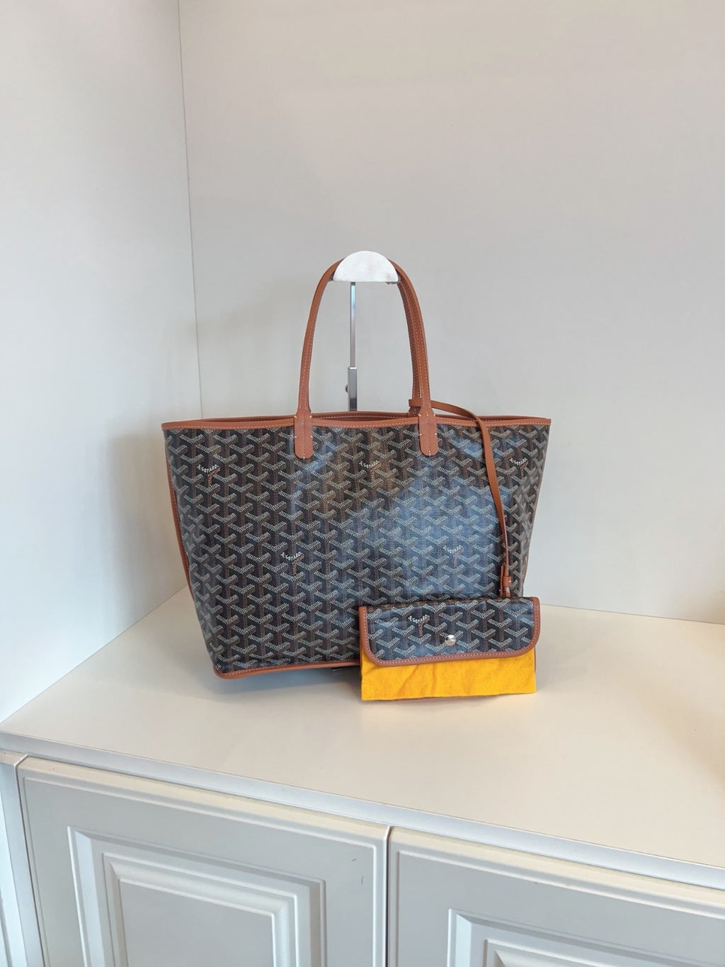 Goyard Tote MM Monogram caramel color with pouch Shoulder Handbag Brown
