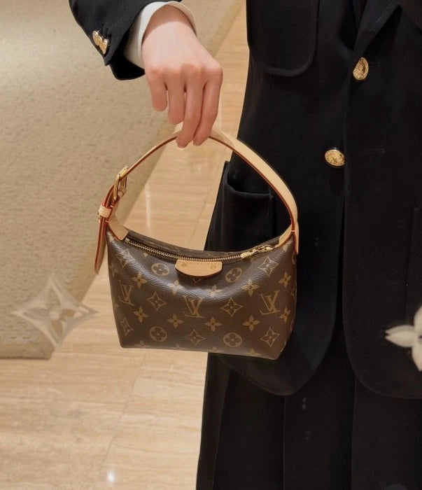 Louis Vuitton Canvas Monogram Hills Lunch Box Bag For Women