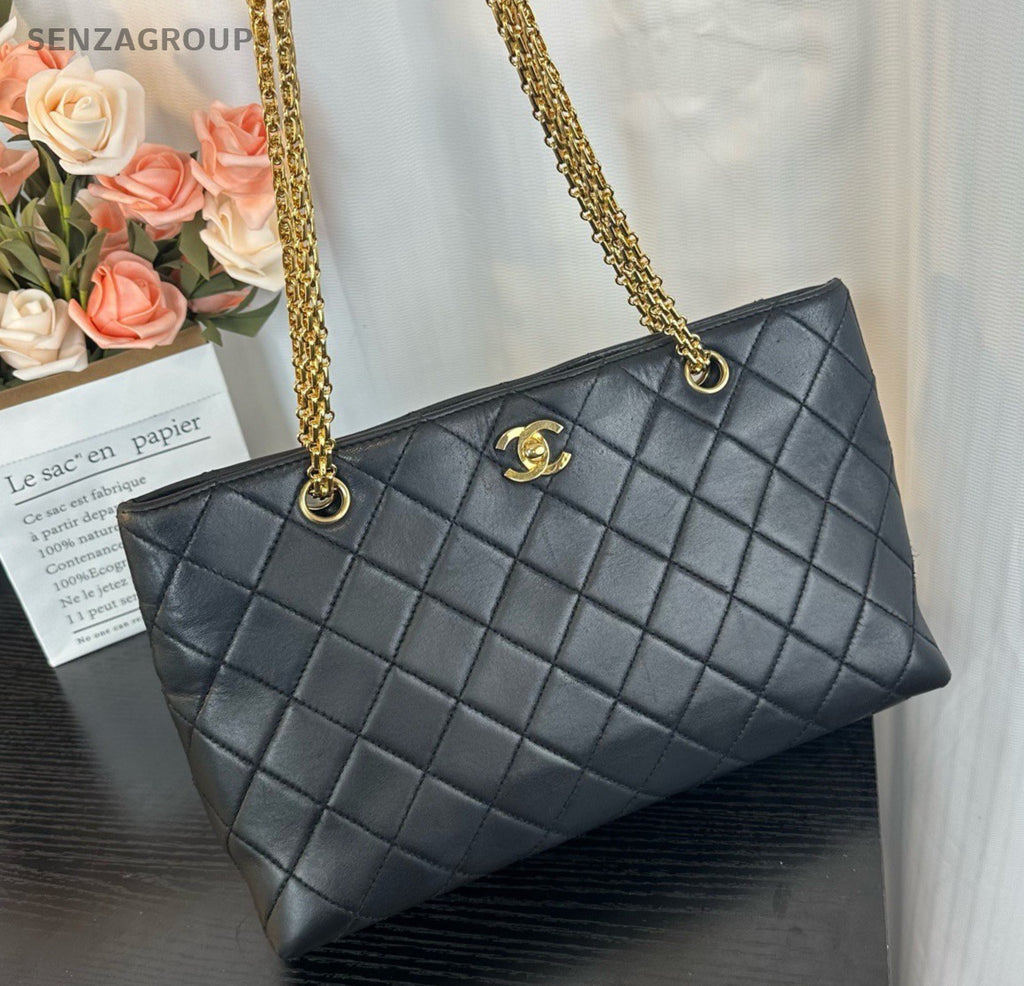 Chanel Diamond Tote Chain Shoulder Bag Black Gold Used Women Classic Vintage