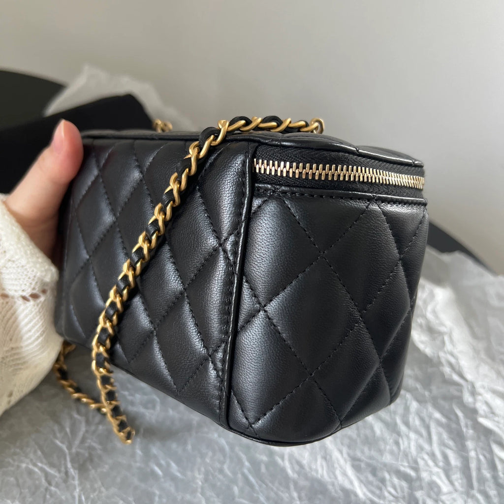Chanel Vanity Black Gold Crossbody Chain Bag Excellent