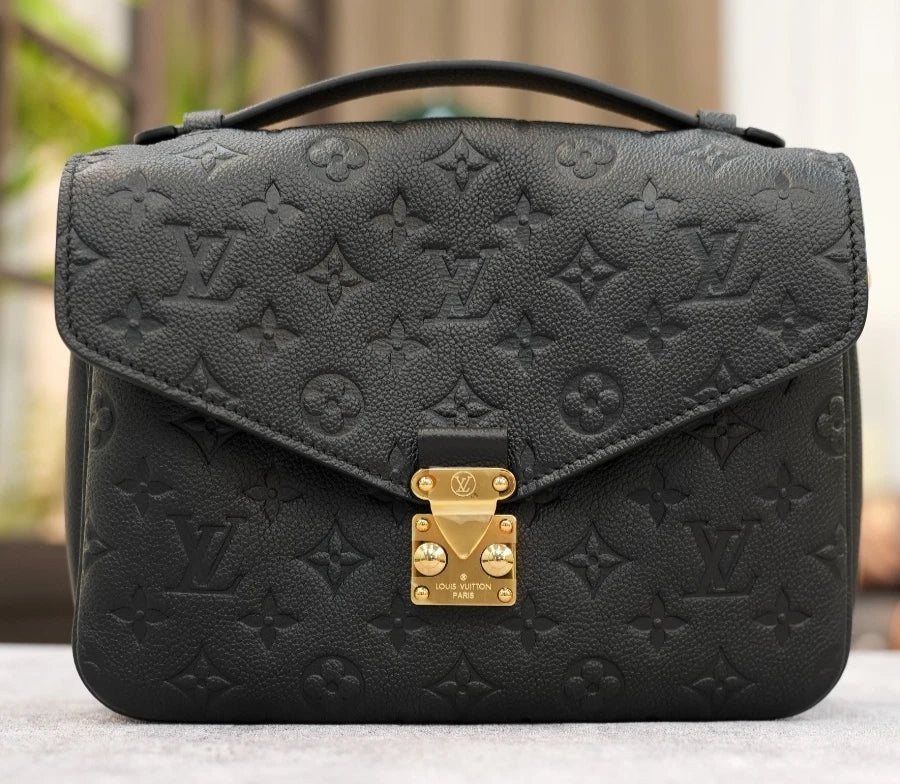 Louis Vuitton M41487 Monogram Empreinte Crossbody Excellent