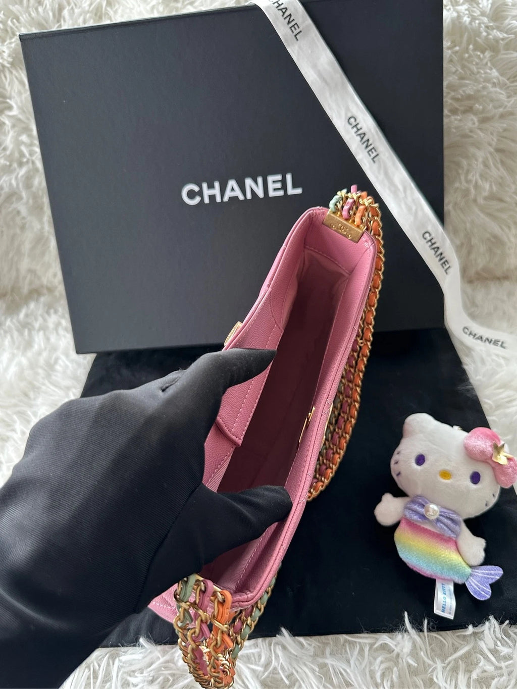 CHANEL Pink Grained Leather Hobo Shoulder Handbag For Women