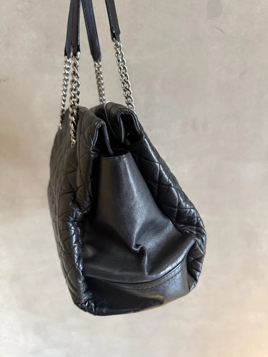 Chanel Matelasse Tote Shoulder Bag Black Women Classic