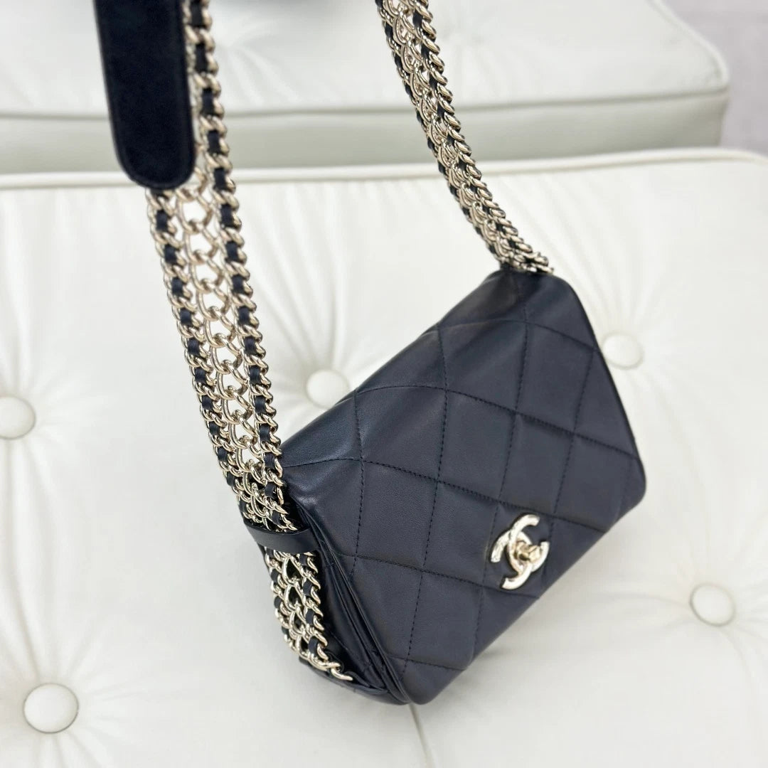 Chanel Chain Lambskin Shoulder Crossbody Bag Black Gold Women Classic S