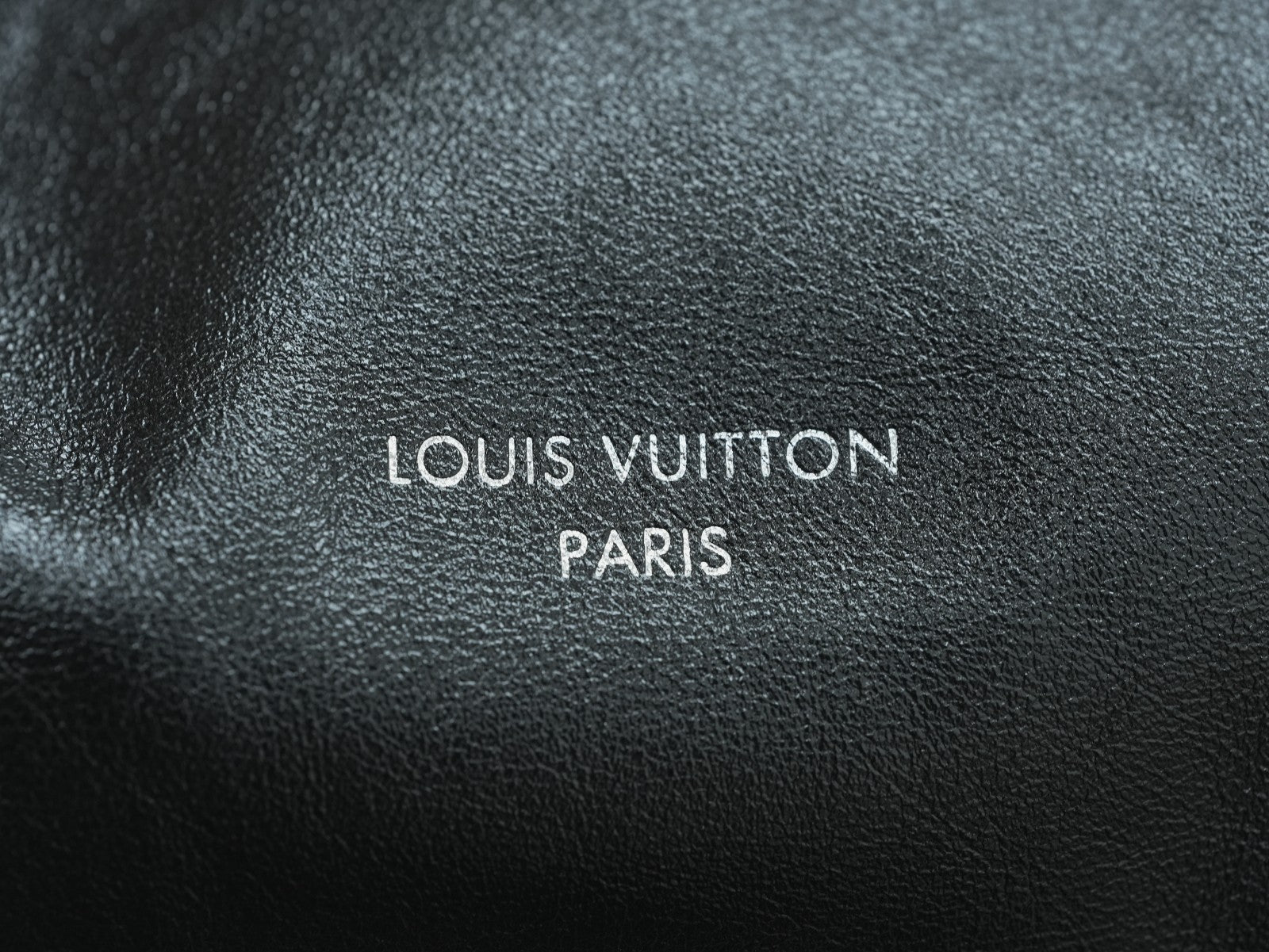 Louis Vuitton Carryall Cargo Vibe PM Chain Shoulder Bag M24861 Almost Brand NEW