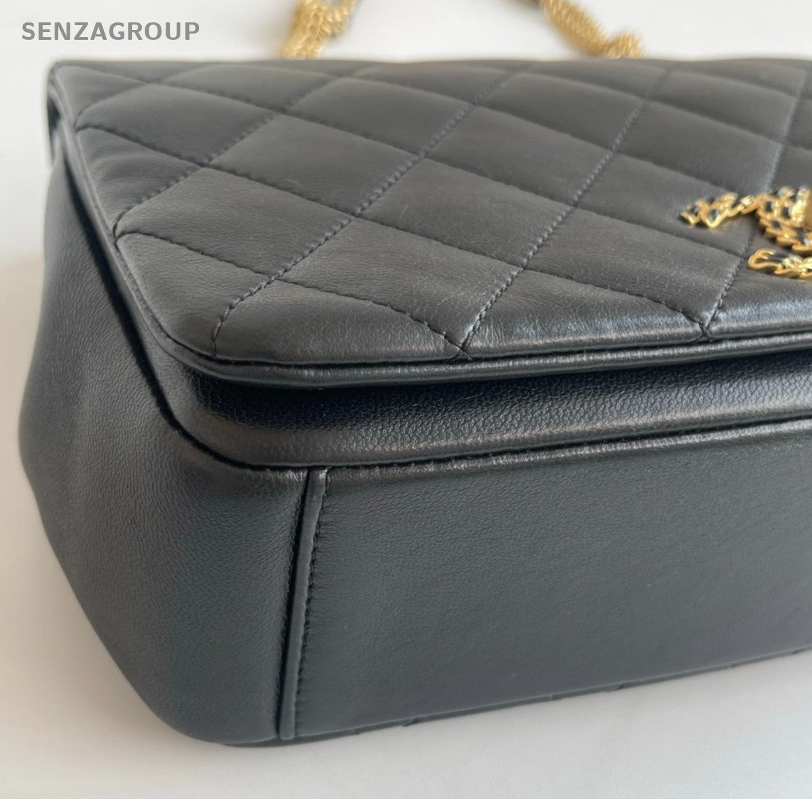 Chanel 22A Diamond Calfskin Chain Shoulder Bag Black Gold Women Classic