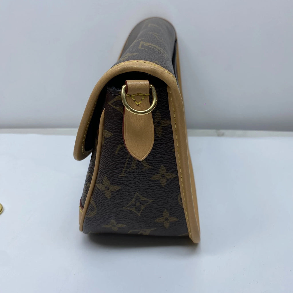 Louis Vuitton Monogram Canvas Baguette Shoulder Bag For Women