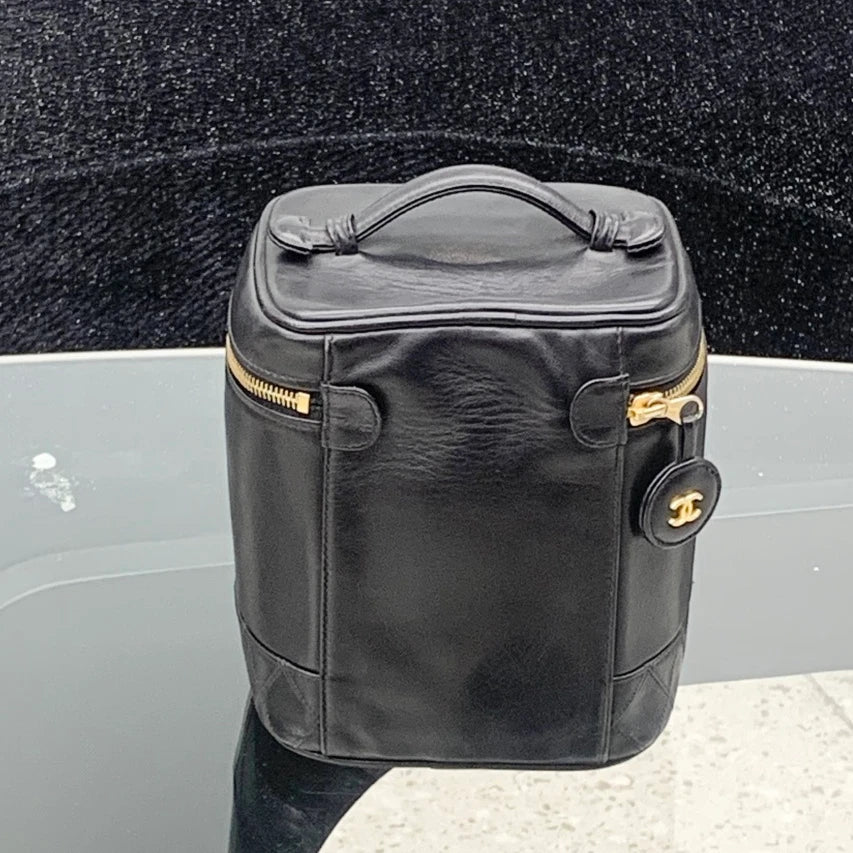 Chanel Vanity Black Gold Top Handle Excellent