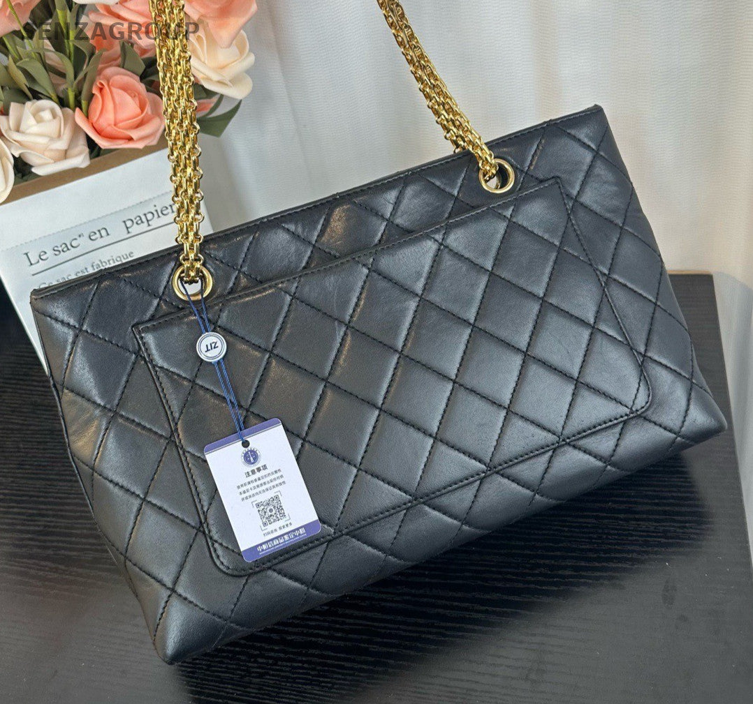 Chanel Diamond Tote Chain Shoulder Bag Black Gold Used Women Classic Vintage