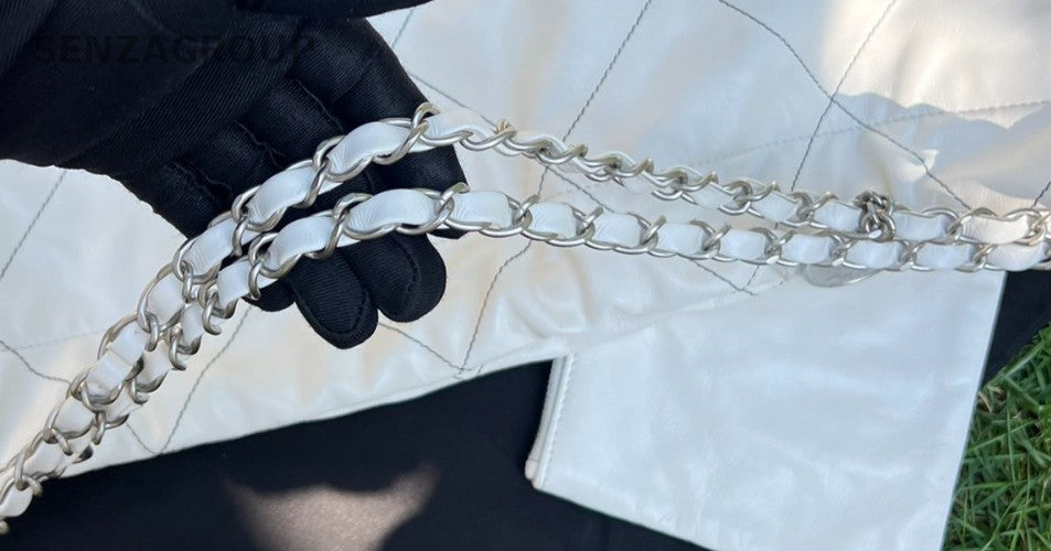 Chanel GM Chain Shoulder Bag Crossbody White Silver Women Diamond Classic