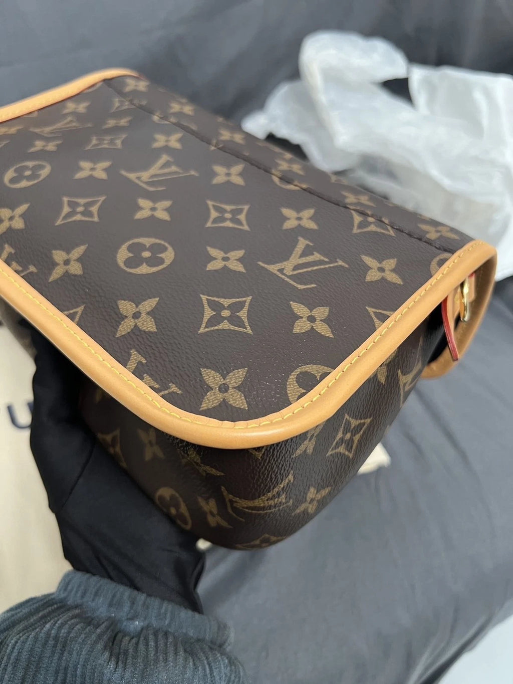 Louis Vuitton Diane Monogram Brown Gold Shoulder Bag Crossbody Excellent