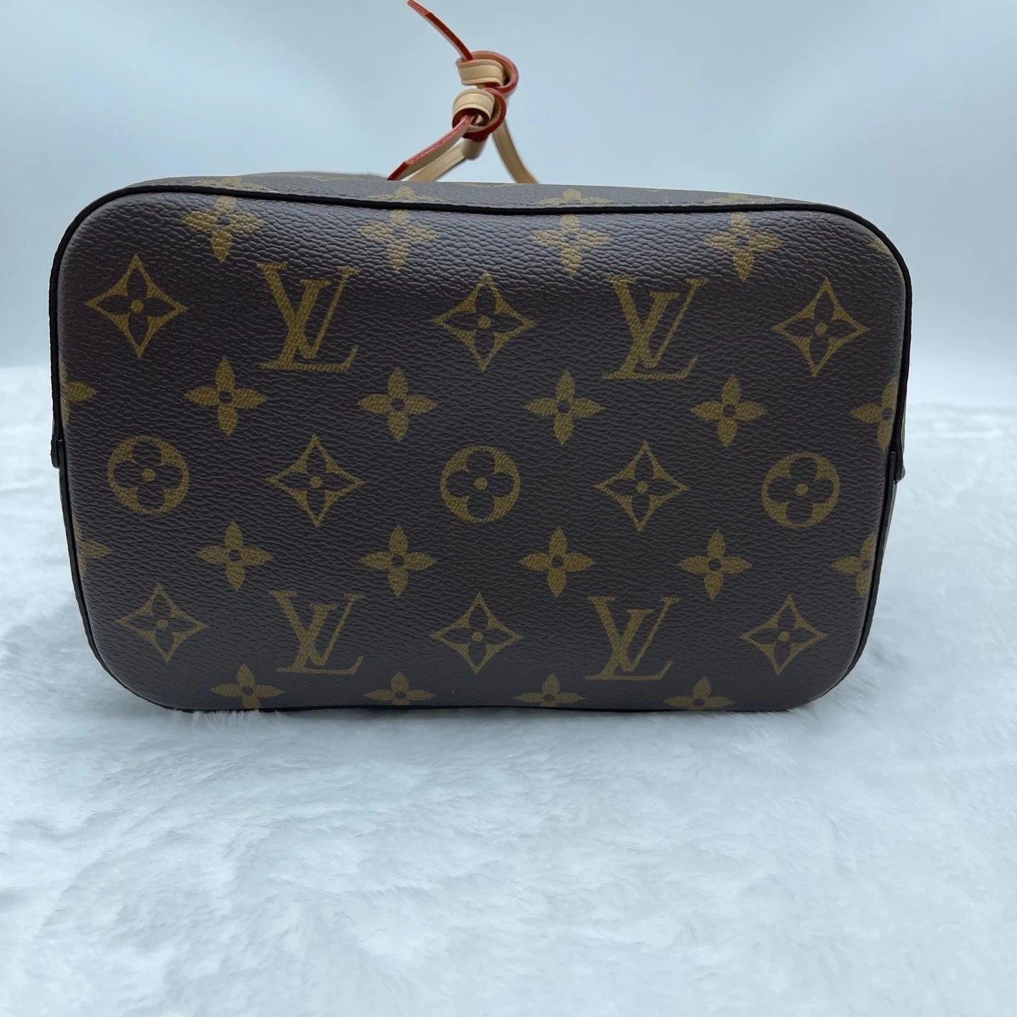 Louis Vuitton Monogram Canvas Bucket Shoulder Crossbody Bag For Women