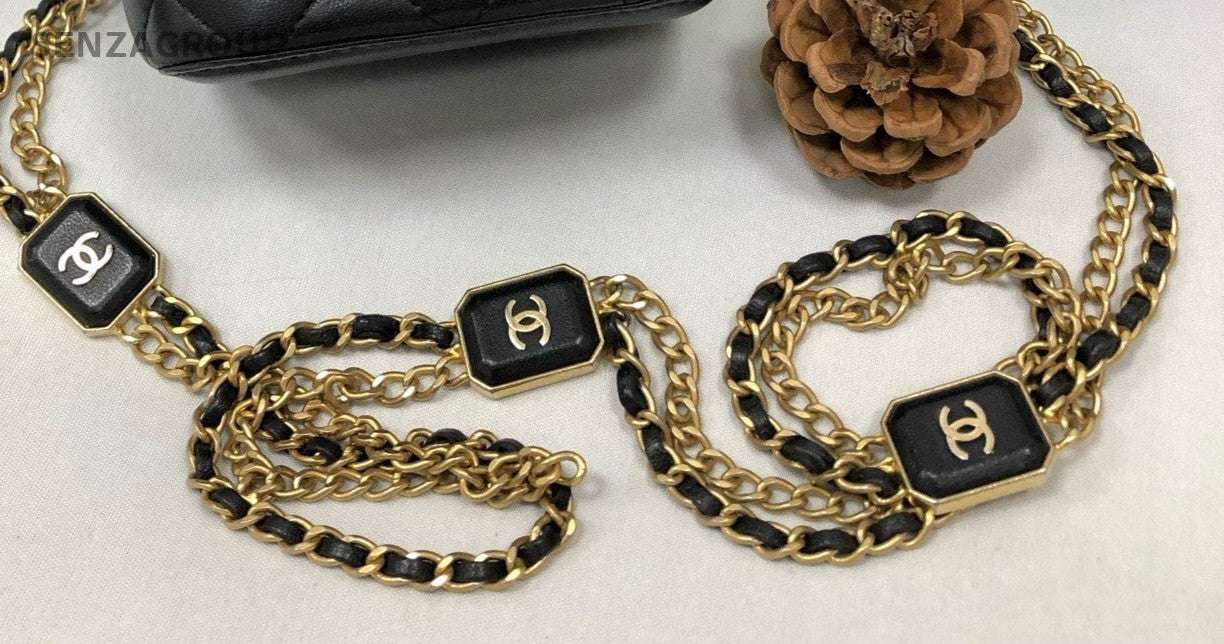 Chanel Lambskin Chain Shoulder Bag Crossbody Black Gold Diamond Women Classic